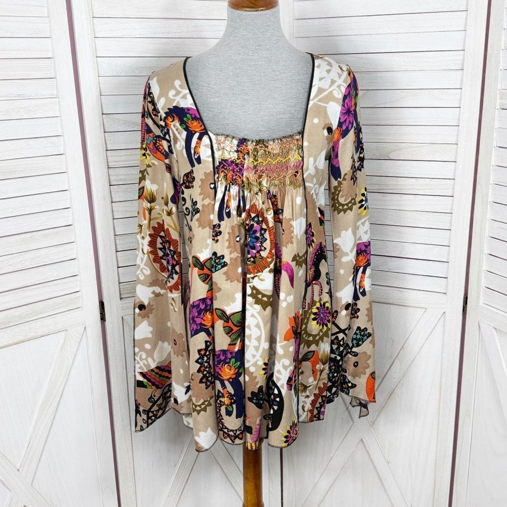 Mystery Mexican Print‎ Smocked Top Bell Sleeve Tunic Shirt Tan Multi Medium